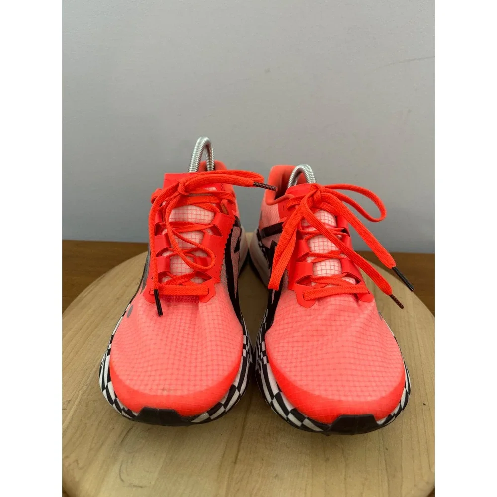 Nike ZoomX Ultrafly Trail Men 9.5 Bright Crimson Vibram DX1978-600 Running Shoes